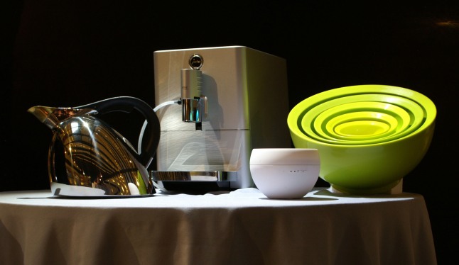 2013 Housewares Design Awards Winners (from left to right): "Best of the Best - Gold" - Nambe Chirp Kettle; "Best of the Best - Silver" - Jura ENA Micro 9 One Touch; "Best of the Best - Bronze" - Swizz Style Jasmine Aroma Diffuser; and, "Green House" Design Award - Simple Wave Calibowl Non-Spill 5-Piece Iconic Mixing Bowl Set.  (PRNewsFoto/Housewares Design Awards LLC)