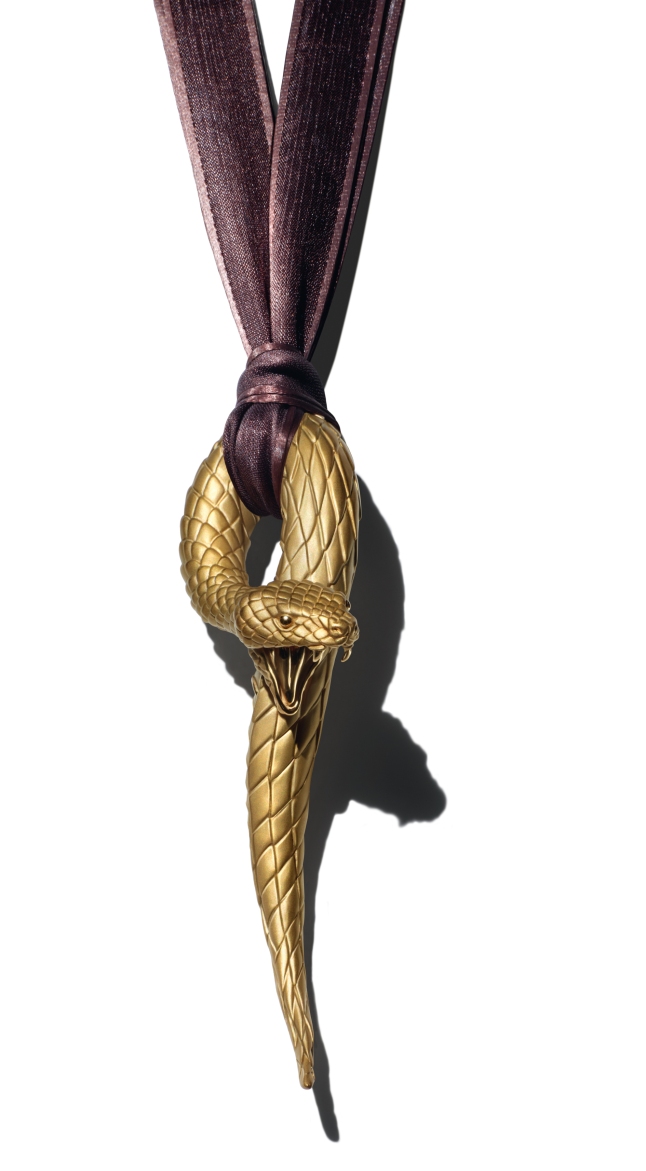 Carrera y Carrera SERPIENTE Maxi Snake Pendant Sculpture in Yellow Gold 