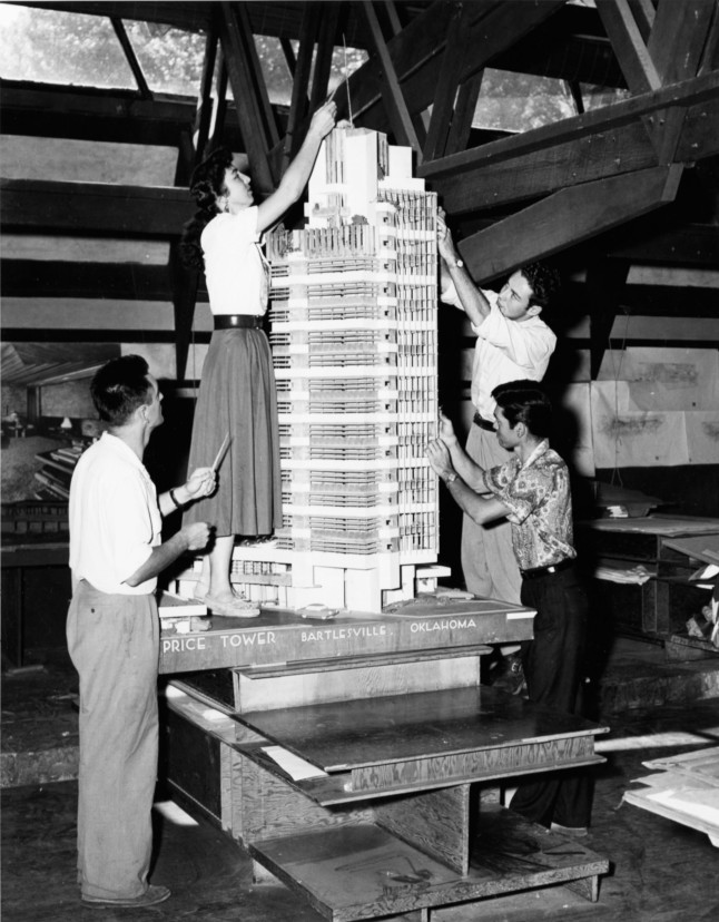 Model of the H.C. Price Company Tower under construction by Taliesin Fellows. n.d. Photograph, 7 3/4 x 9 1/2” (19.7 x 24.1 cm). The Frank Lloyd Wright Foundation Archives (The Museum of Modern Art | Avery Architectural & Fine Arts Library, Columbia University, New York)
