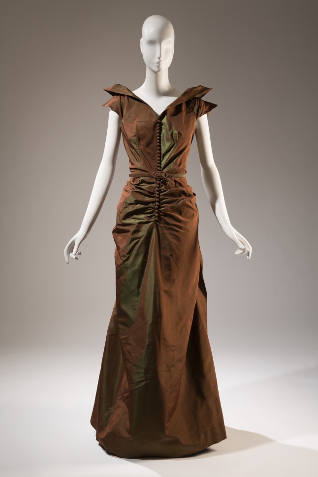 Nettie Rosenstein, Evening dress, Circa 1938, New York, Gift of Gloria Carr de Veynac. 76.32.1 