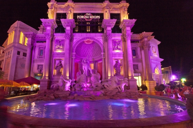 The Forum Shops at Caesars(R) is showing its support for Simon&apos;s &apos;Mission Pink&apos; program by lighting up in pink for the month of October (PRNewsFoto/Simon)