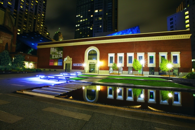 Contemporary Jewish Museum_MoMa at night